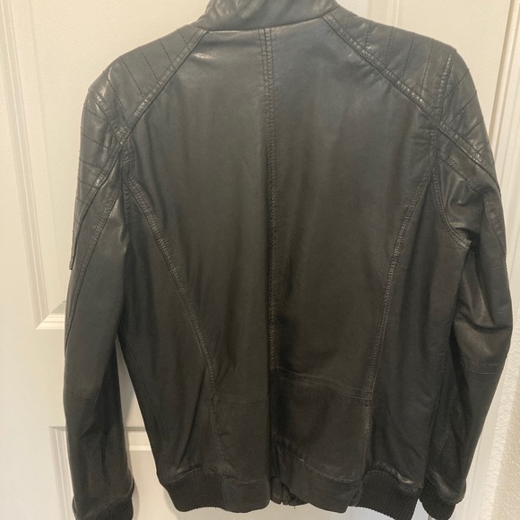 Black rivet leather jacket - Picture 3 of 5
